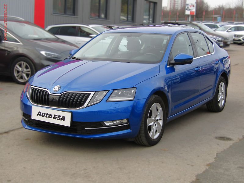 Škoda Octavia (2017) 1.6TDi, ČR, STK11/27 - fotka 3 z 18