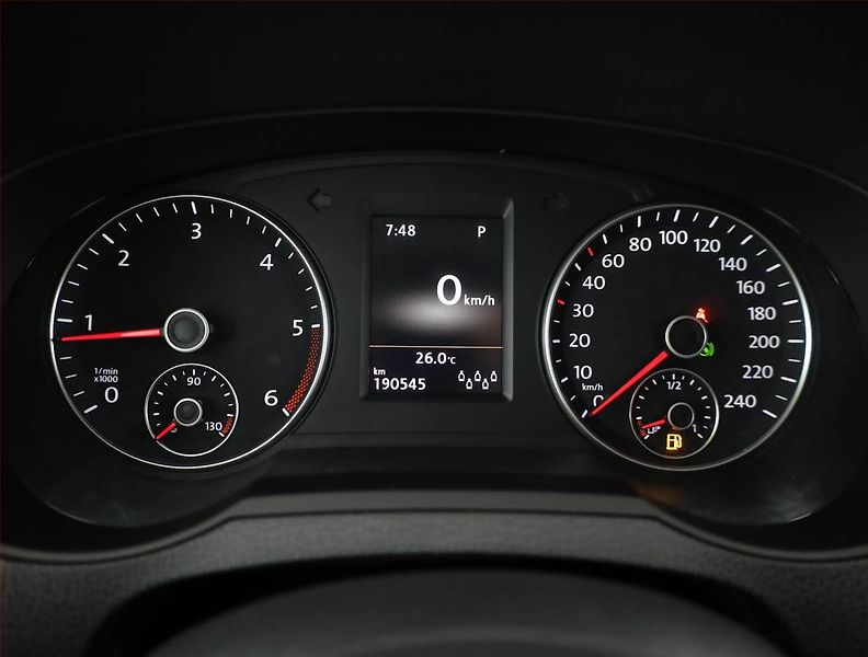 Volkswagen Sharan (2015) 2.0 TDI BMT, Automat, 7 míst - fotka 8 z 18