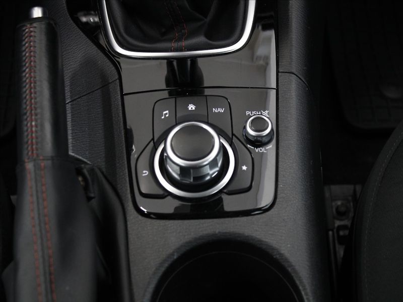 Mazda 3 2,0 G120 MT 1.majitel 168tkm. - fotka 12 z 17