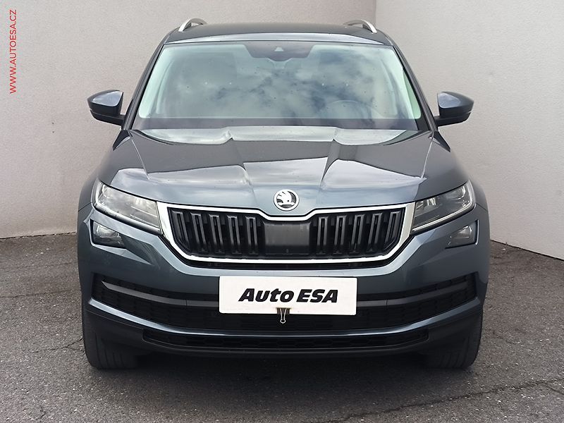 Škoda Kodiaq (2019) 2.0 TDi, Style, DSG, +kola - fotka 2 z 32