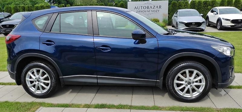 Mazda CX-5 2.0 benzin 121 kw Rezervace - fotka 2 z 37