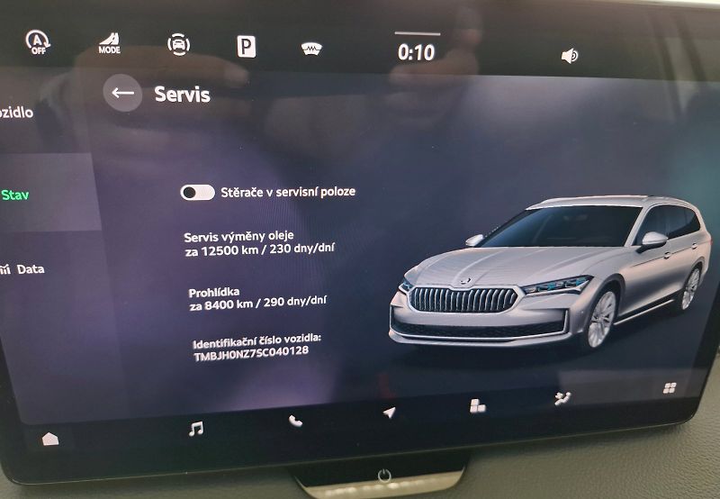 Škoda Superb (2025) COMBI L&K TD 110/2.0 A7F - fotka 12 z 30