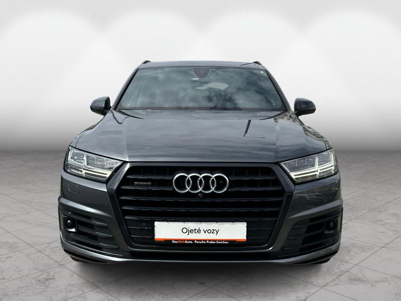 Audi Q7 3.0 TDI Quattro S-Line 7míst - fotka 2 z 27