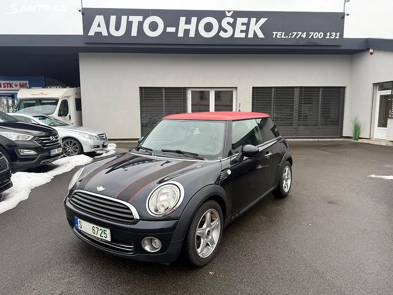 Mini Cooper 1.6i, manual - fotka 1 z 9