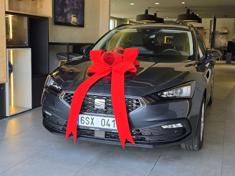 Seat Leon (2024) SP Style 1.5 TSI 115k - fotka 3 z 15