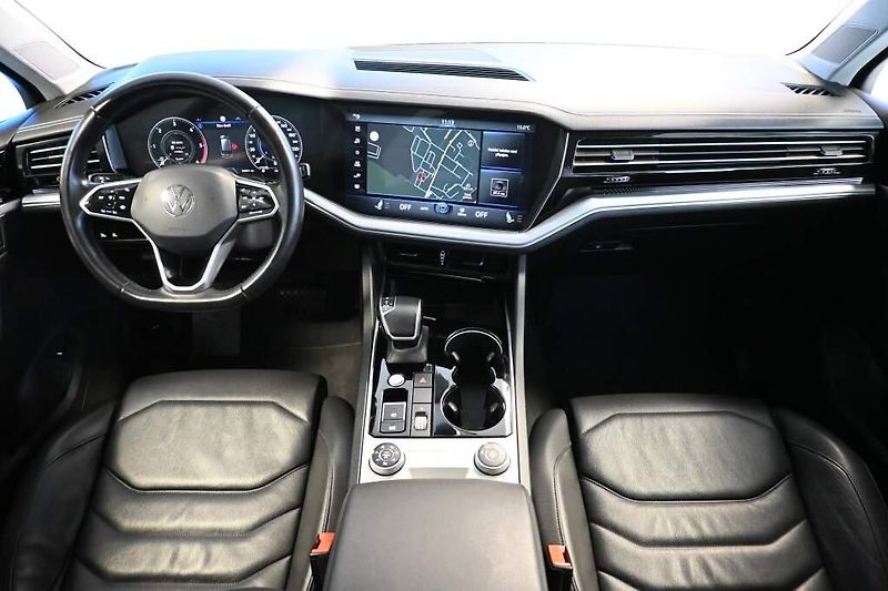 Volkswagen Touareg (2022) 3.0 4Motion LED ACC Vzduch Taž - fotka 12 z 34