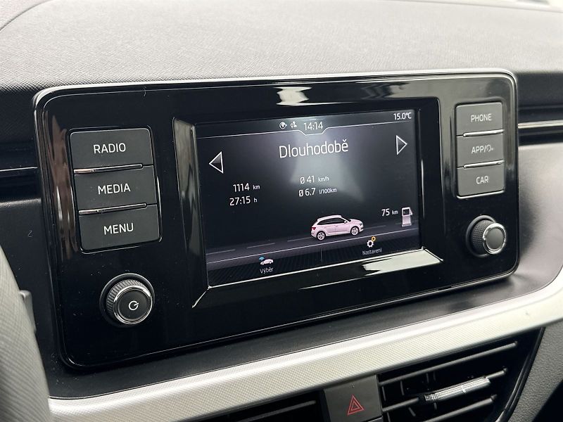 Škoda Scala (2021) 1.0 TSI Ambition - fotka 11 z 29