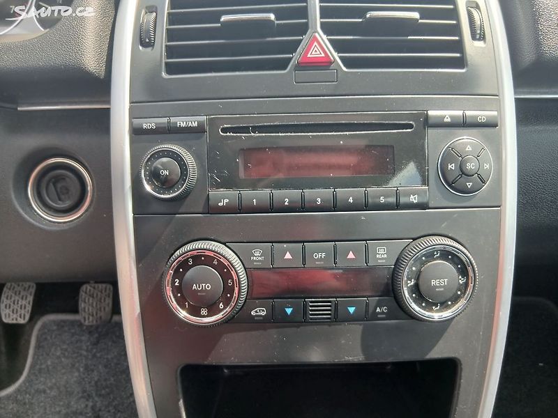 Mercedes-Benz Třídy B 1.7i, KLIMATRONIC - fotka 18 z 31