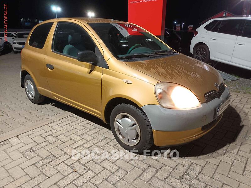 Toyota Yaris (1999) 1.0i, ČR - fotka 1 z 3