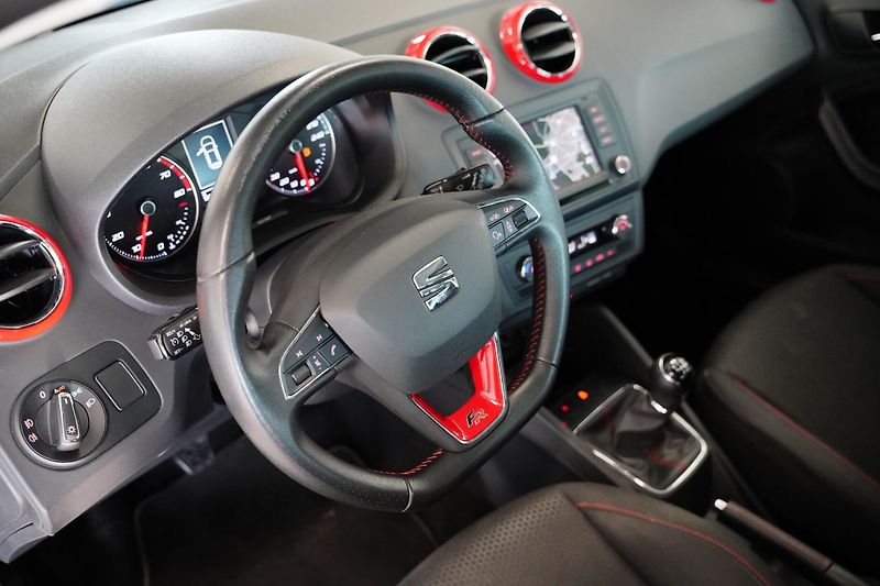 Seat Ibiza - fotka 14 z 28