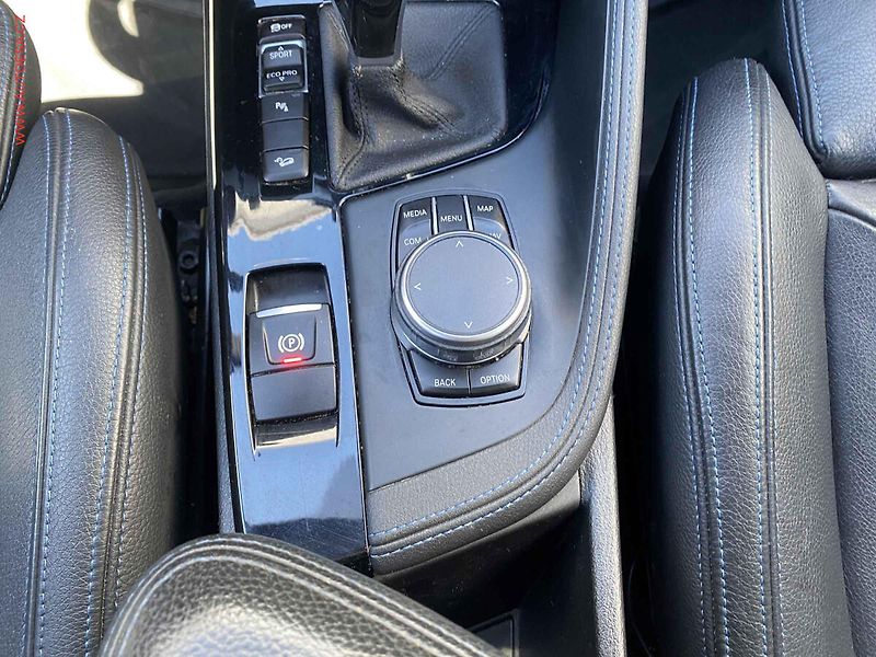 BMW X1 (2018) 2.0 D xDrive 20d, ČR, M - fotka 13 z 24