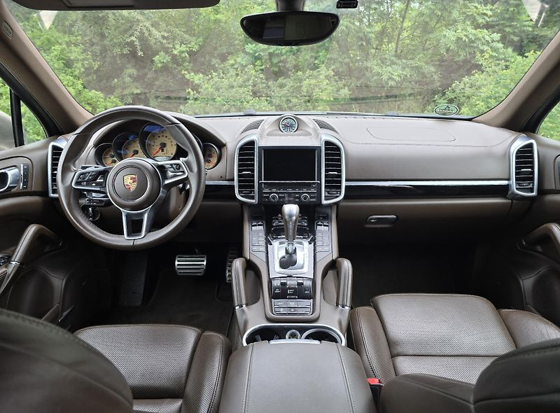 Porsche Cayenne (2015) 4,2 S,ČR,1.maj, Záruka, DPH - fotka 9 z 20