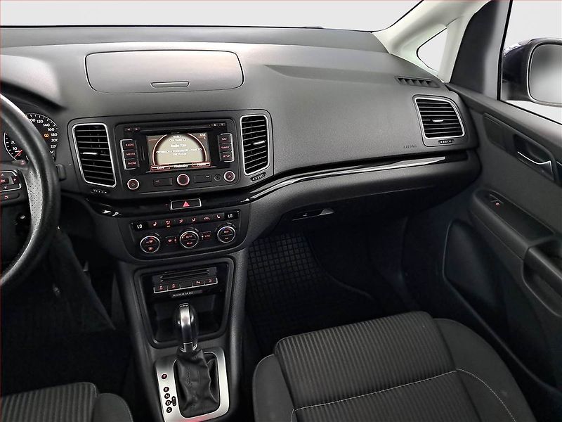Seat Alhambra (2012) 2.0 TDI, Automat, 7 míst, Navi - fotka 8 z 21