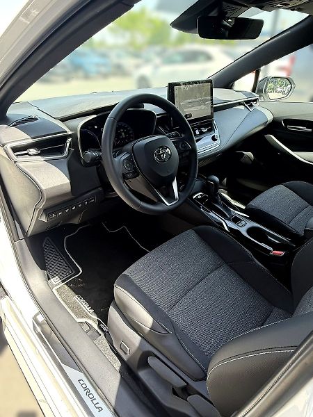 Toyota Corolla (2025) Style - fotka 6 z 6