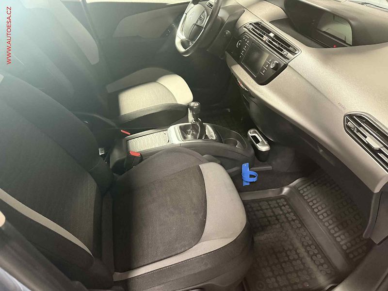Citroën C4 Picasso (2016) 2.0 HDI 7míst, Navi, panorama - fotka 15 z 21