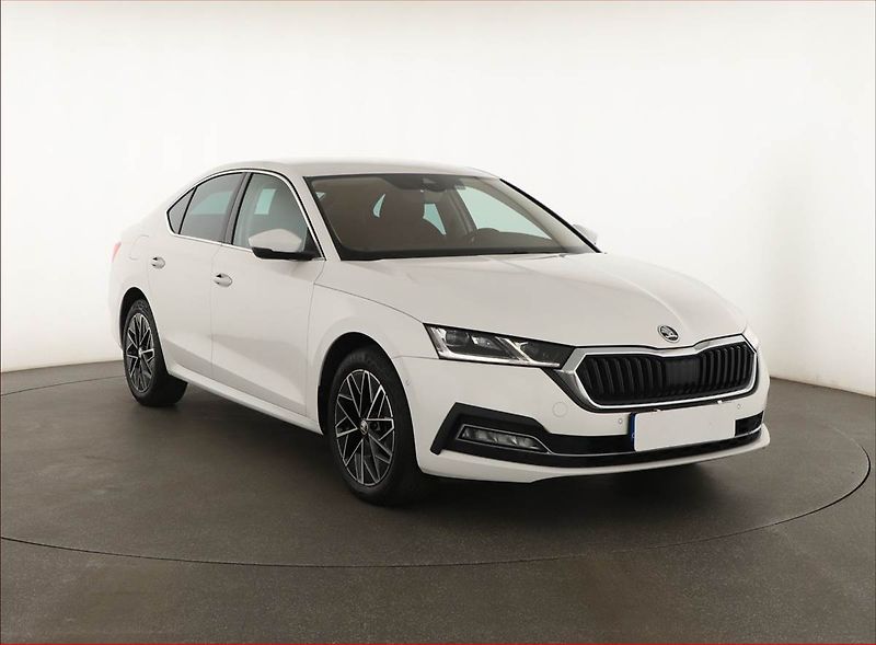 Škoda Octavia (2023) Style Plus 1.5 TSI e-tec - fotografie inzerátu