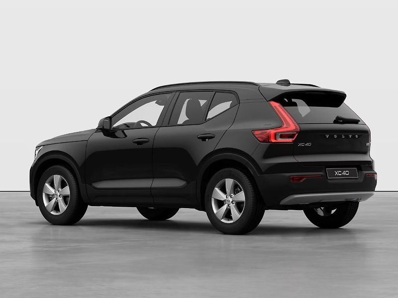 Volvo XC40 ESSENTIAL B3 FWD 120kW - fotka 5 z 13