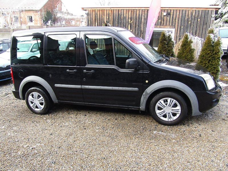 Ford Tourneo Connect (2010) 1.8 TDCi 81kW BEZ DPF - fotka 8 z 34
