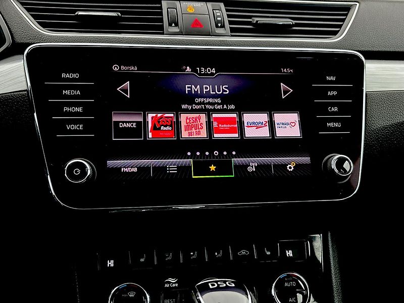 Škoda Superb Ambition DSG - fotka 12 z 28
