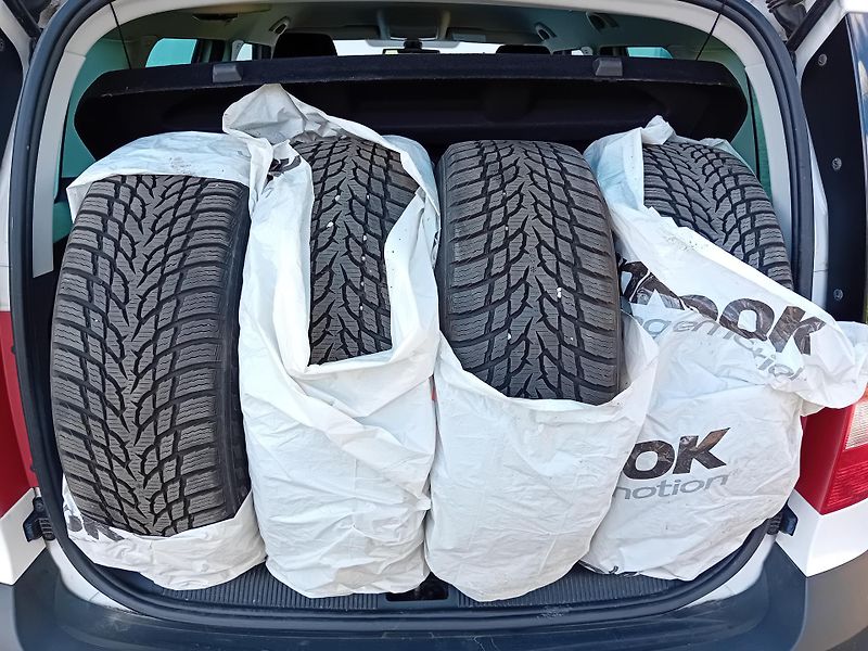 Škoda Yeti 1,4TSI /ČR/TZ/2xKOLA/SERVIS/ - fotka 15 z 17