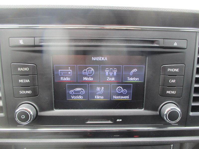 Seat Leon 1,2TSi 77kW STYLE FULL LED - fotka 17 z 48