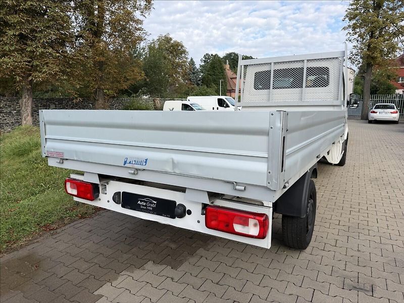 Volkswagen Crafter 2,0   2.0 TDI 35 L4 Business - fotka 4 z 13