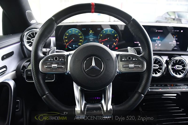 Mercedes-Benz CLA AMG 35 KESSY PANO 4MATIC - fotka 26 z 58
