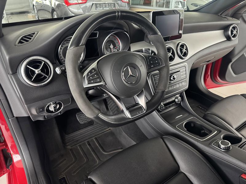 Mercedes-Benz CLA 220d AUT*130kW*REZERVACE! - fotka 9 z 33