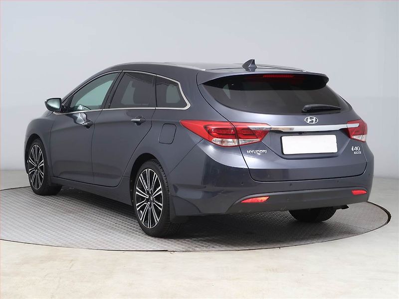Hyundai i40 (2018) 1.7 CRDi, Automat, Navi - fotka 4 z 23