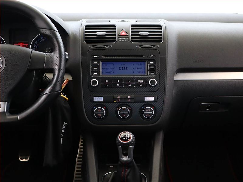 Volkswagen Golf (2006) 2.0 GTI - fotka 9 z 12