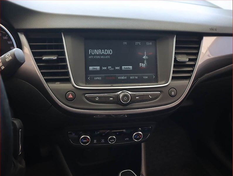 Opel Crossland X (2018) 1.2 Turbo, Automat, Serv.kniha - fotka 12 z 19