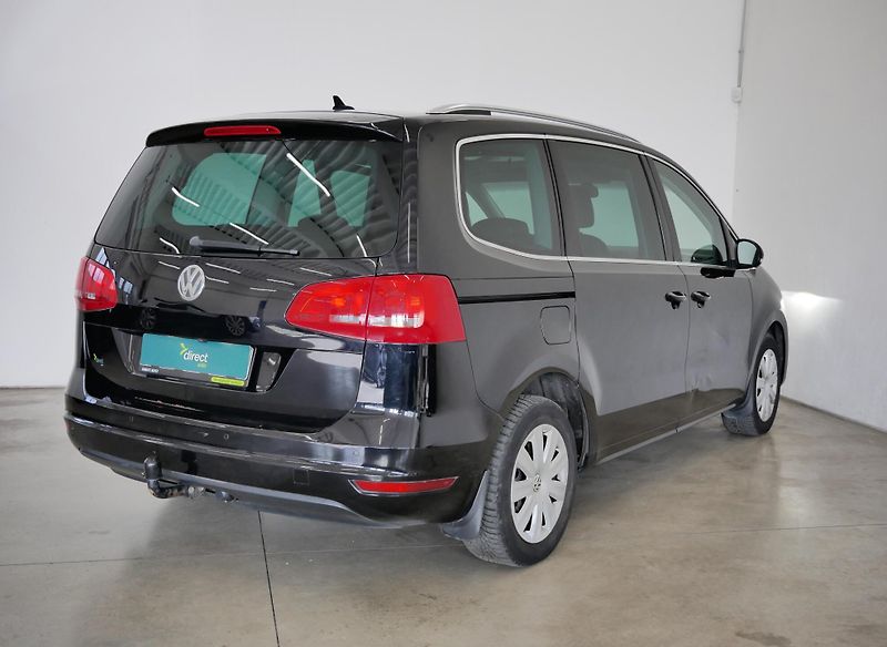 Volkswagen Sharan - fotka 2 z 25