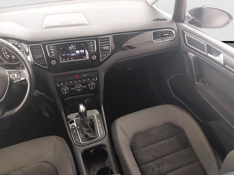 Volkswagen Golf Sportsvan (2015) Comfortline 2.0 TDI, Automat - fotka 8 z 17