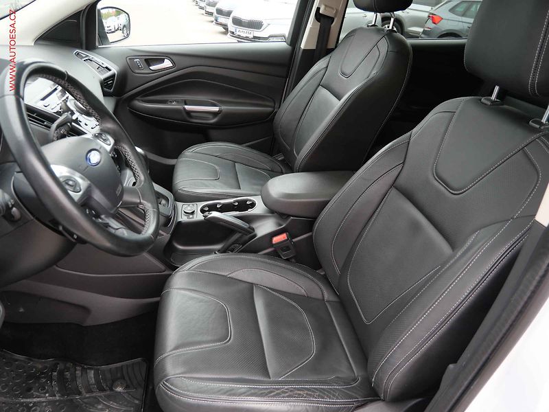 Ford Kuga (2014) 2.0TDCi 4x4, 2.maj,ČR - fotka 9 z 30