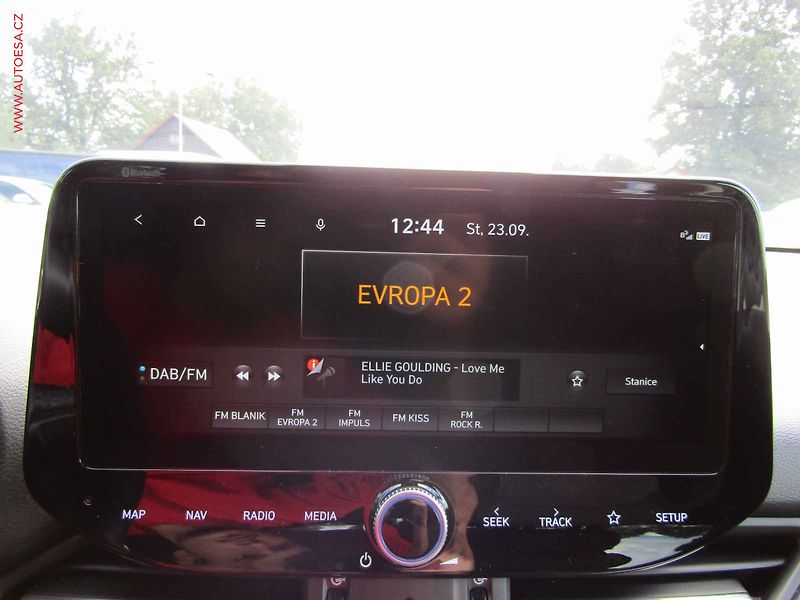Hyundai i30 (2023) 1.5 DPi, 1.maj,ČR, Navi, AC - fotka 17 z 22