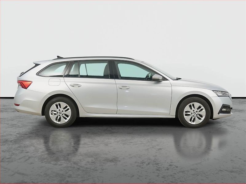 Škoda Octavia (2022) Ambition 2.0 TDI, ČR,1.maj - fotka 6 z 17