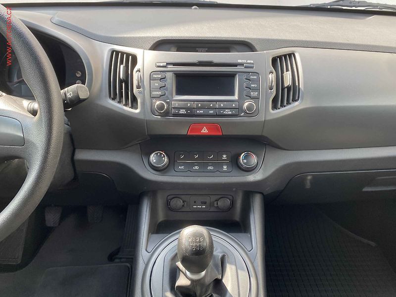 Kia Sportage (2011) 1.6GDI, 1.maj,ČR, Klima - fotka 12 z 15