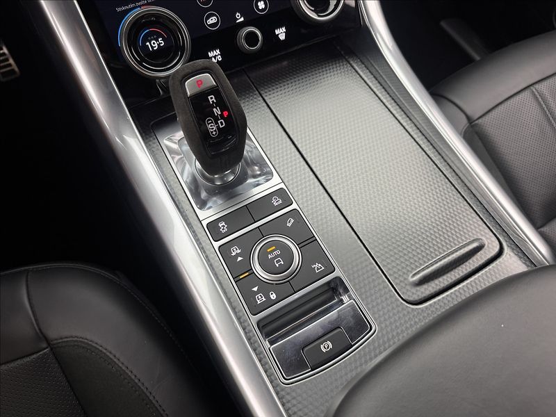 Land Rover Range Rover Sport 3,0 P400 HST KARBON HUD PANO - fotka 25 z 52