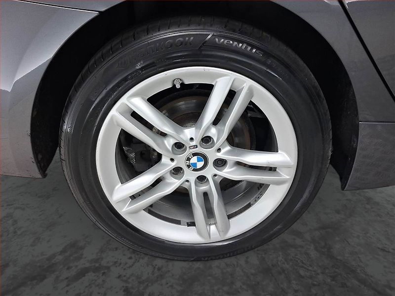 BMW Řada 2 (2023) 216d Gran Tourer - fotka 14 z 21