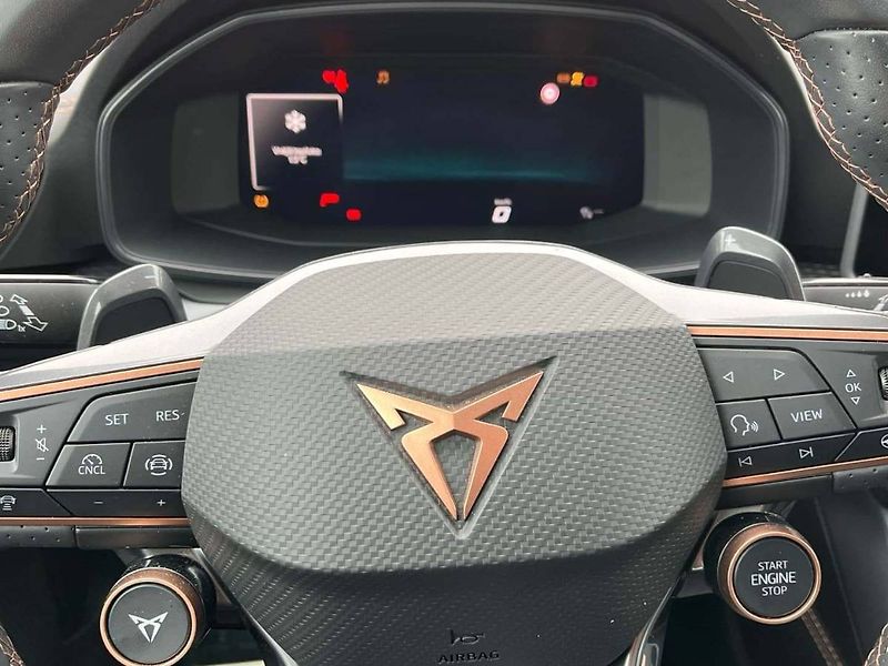 Cupra Formentor (2024) 1.5 eTSI DSG - fotka 17 z 20