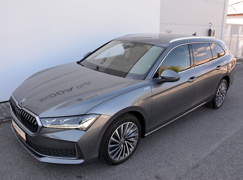 Škoda Superb (2024) Combi 2.0 TDI 110 kW L&K DSG 7 - fotka 20 z 31