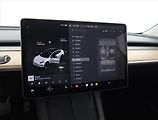 Tesla Model 3 (2023) Standard Range 60kWh, SoH 95% - náhled 24