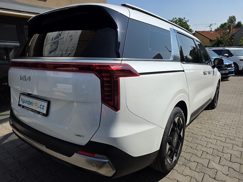Kia Carnival (2024) 1.6-HEV-AUTOMAT-6+3MÍSTA - fotka 10 z 34