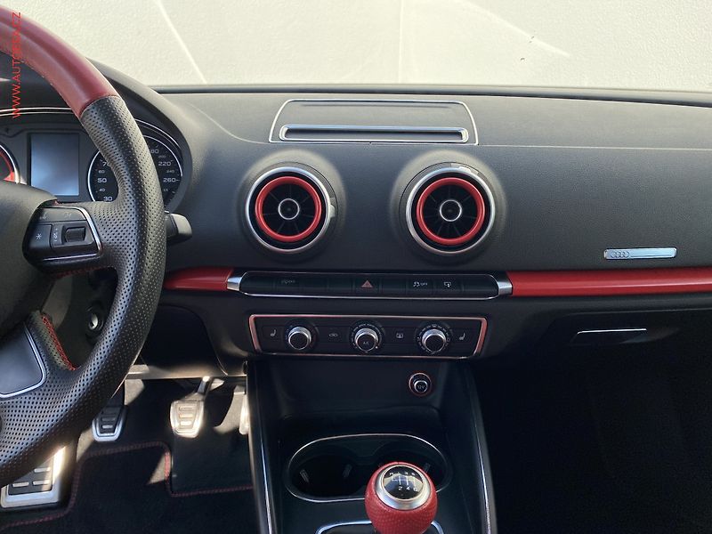 Audi A3 (2016) 1.6TDi, ČR, S-line, bixen - fotka 10 z 19
