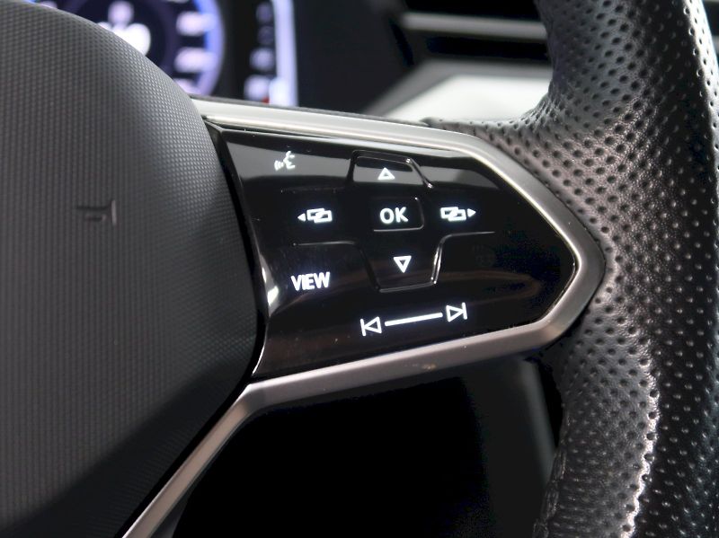 Volkswagen Arteon (2023) SB R-LINE 2.0 TDI 147KW DSG ZÁ - fotka 15 z 37