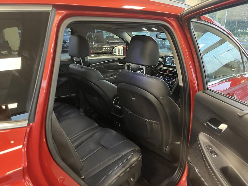 Hyundai Santa Fe (2021) 2,2CRDI REZERVACE - fotka 19 z 30