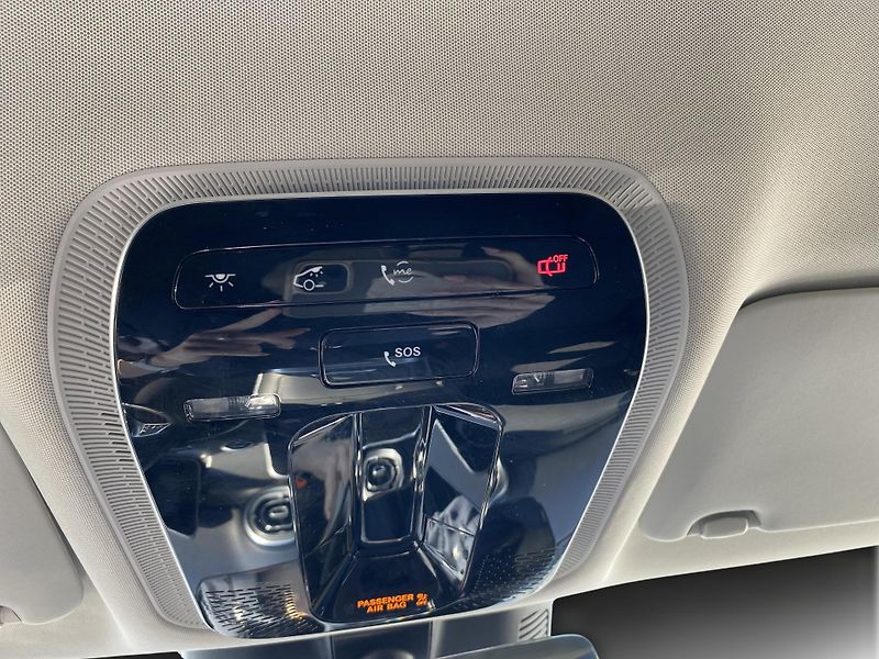 Mercedes-Benz Třídy C C 220 d 4MATIC kombi - fotka 26 z 26