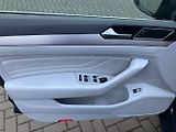 Volkswagen Passat Variant (2020) 2.0TDI 110kW ELEGANCE/KŮŽE,ČR/ - náhled 17