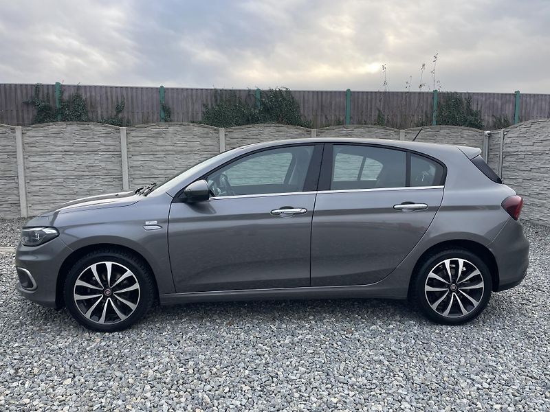 Fiat Tipo 1.4Ti-JET 120PS LPG LOUNGE TOP - fotka 5 z 187