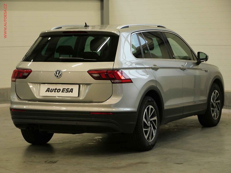 Volkswagen Tiguan (2017) 2.0TDi, Comfortline, TZ, navi - fotka 4 z 22